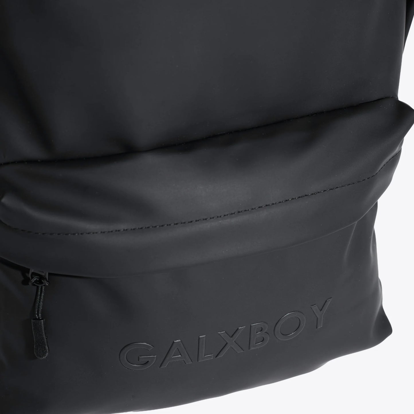 ESSENTIAL BACKPACK